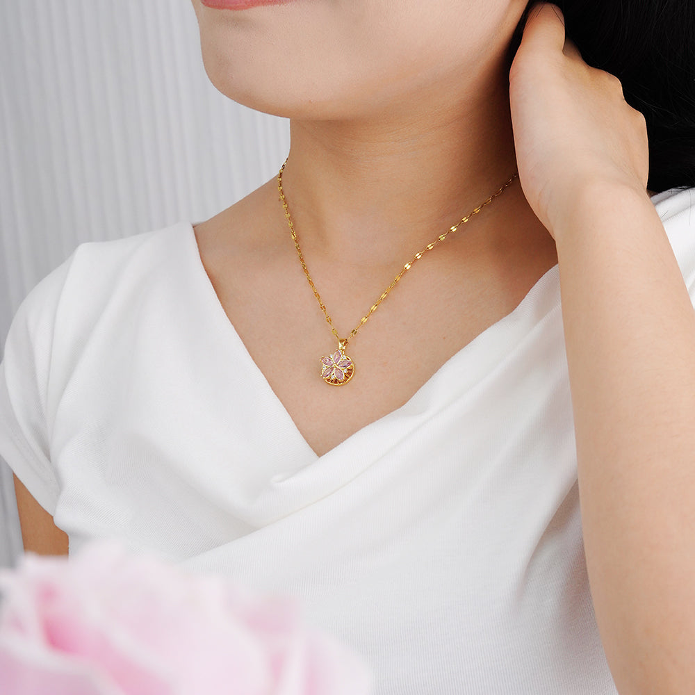 Spinning Blossom Pendant Necklace