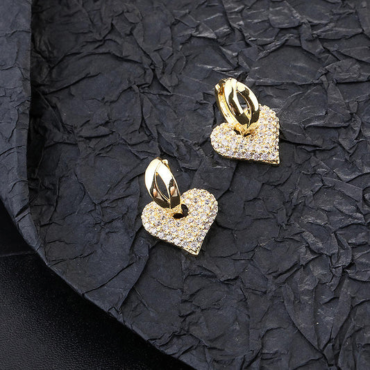 18K Gold Sparkling Pave Heart Earrings